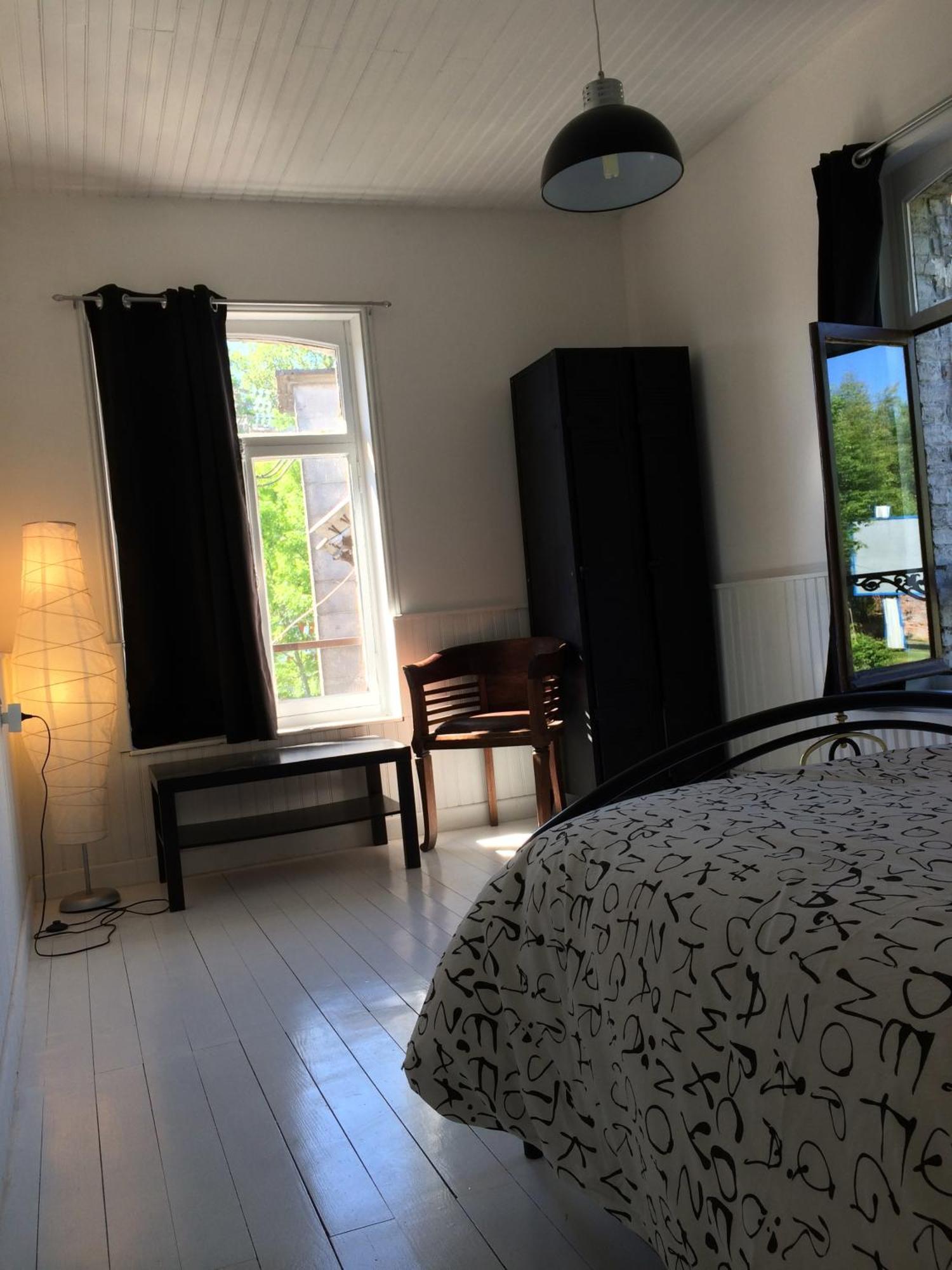 Ferienwohnung Le Gite Pien Wignehies Zimmer foto